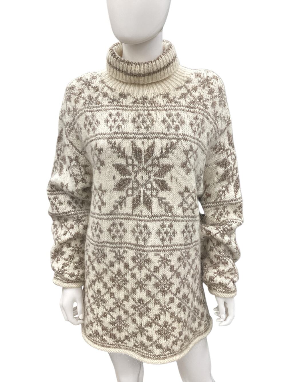 Vintage Skyr Sweater Women’s Size L Turtleneck Snowflake Motif Chunky Knit Cream